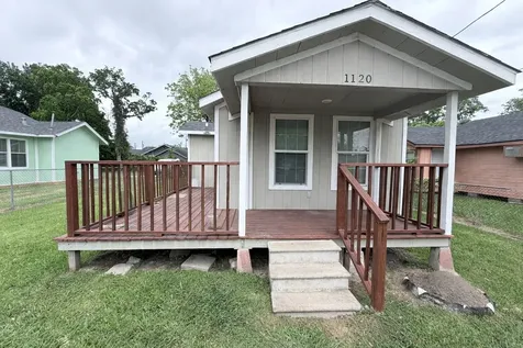 1120 Stowe Street Baytown TX 77520