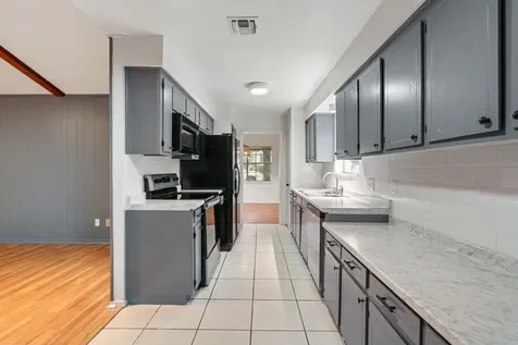 822 N Kaufman Drive Deer Park TX 77536