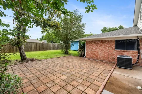 822 N Kaufman Drive Deer Park TX 77536