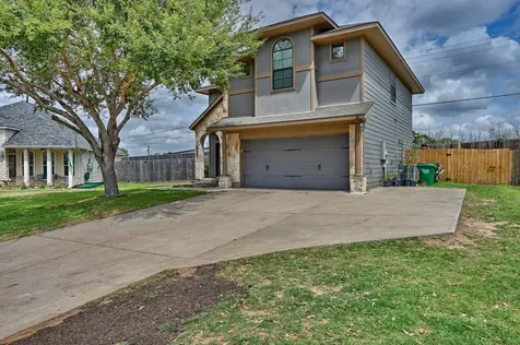 2403 Cheyenne Drive Brenham TX 77833