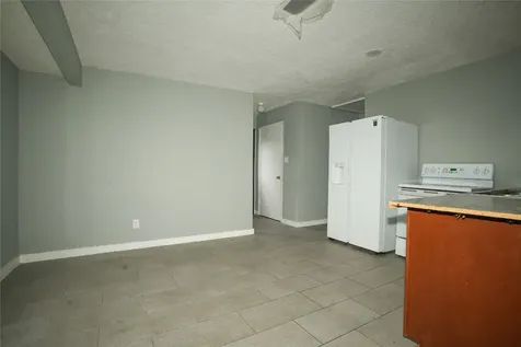 4909 Falls Street Houston TX 77026