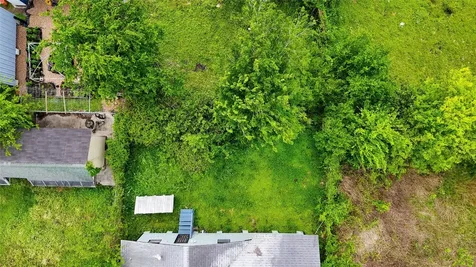 4909 Falls Street Houston TX 77026