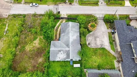 4909 Falls Street Houston TX 77026
