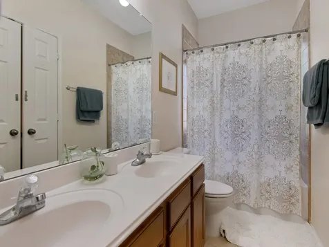 6607 Lake Woodlands 433 The Woodlands TX 77382