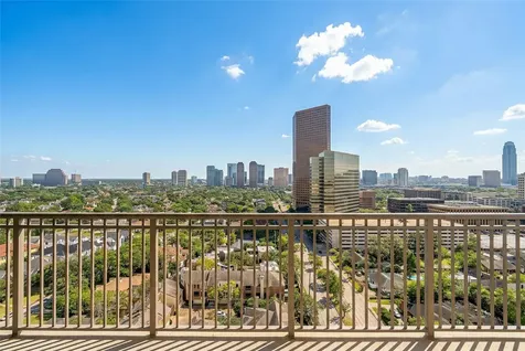 5656 San Felipe Street 1701 Houston TX 77056