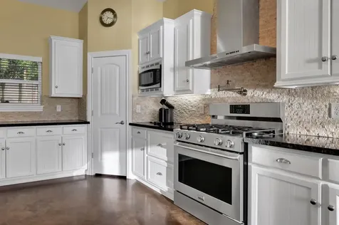 334 Sunset Drive Livingston TX 77351