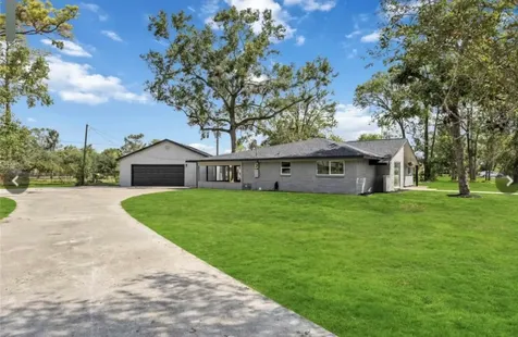 2819 Toyah Avenue Houston TX 77039