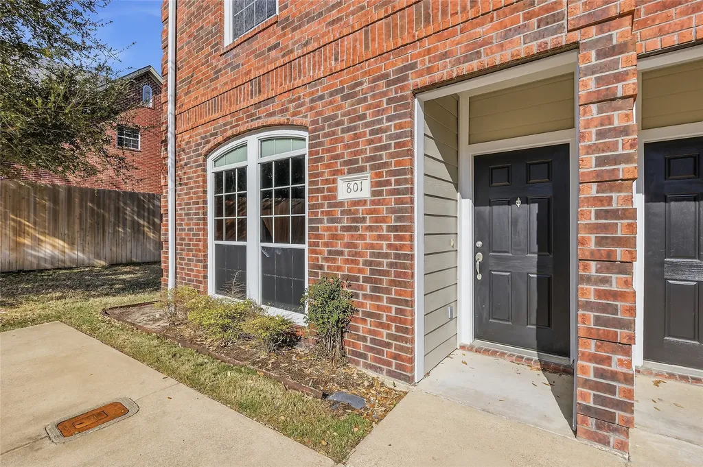 305 Holleman Drive E 801 College Station TX 77840