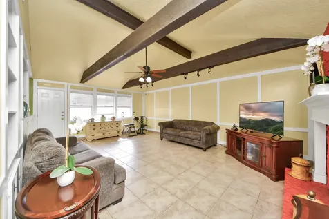 12203 Wrenthorpe Drive Houston TX 77031
