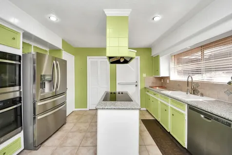 12203 Wrenthorpe Drive Houston TX 77031