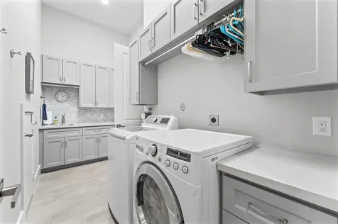 4927 Jason Street Houston TX 77096