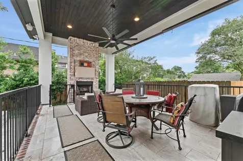 4927 Jason Street Houston TX 77096
