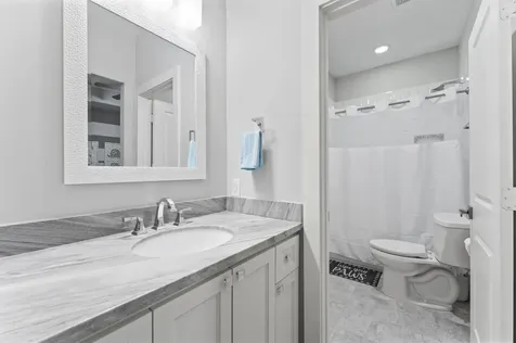 4927 Jason Street Houston TX 77096