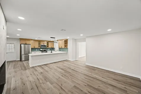 3011 Freshmeadows Drive Houston TX 77063
