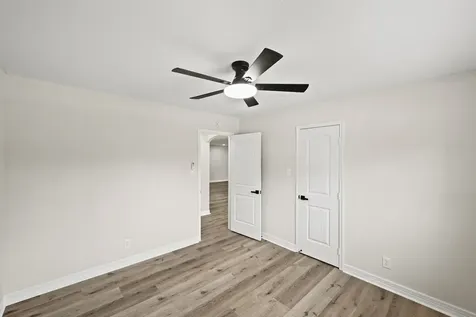 3011 Freshmeadows Drive Houston TX 77063
