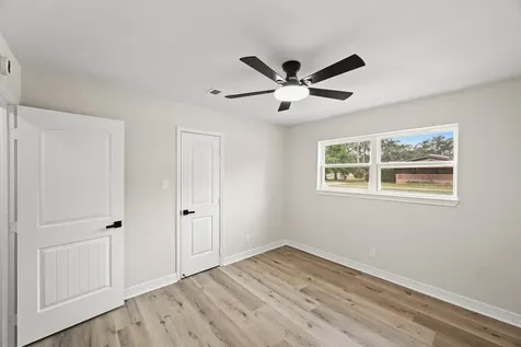 3011 Freshmeadows Drive Houston TX 77063