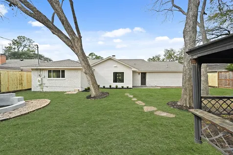 3011 Freshmeadows Drive Houston TX 77063
