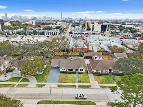 3011 Freshmeadows Drive Houston TX 77063