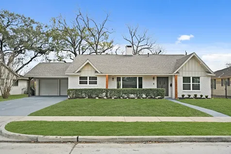 3011 Freshmeadows Drive Houston TX 77063