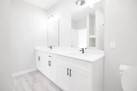 2101 Reinke Road 3311 Waller TX 77484