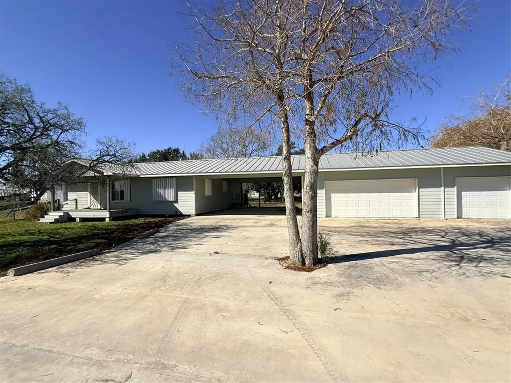 338 Calumet Drive Palacios TX 77465
