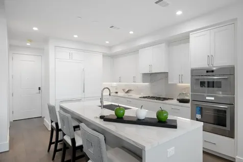 5656 San Felipe Street 1403 Houston TX 77056