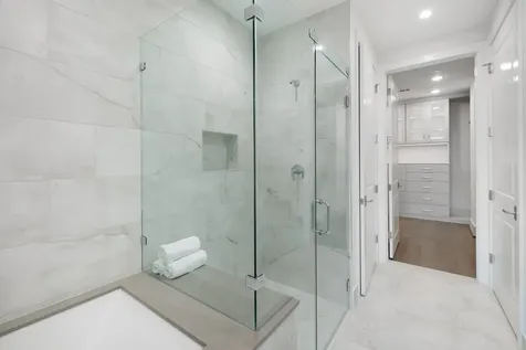 5656 San Felipe Street 1403 Houston TX 77056