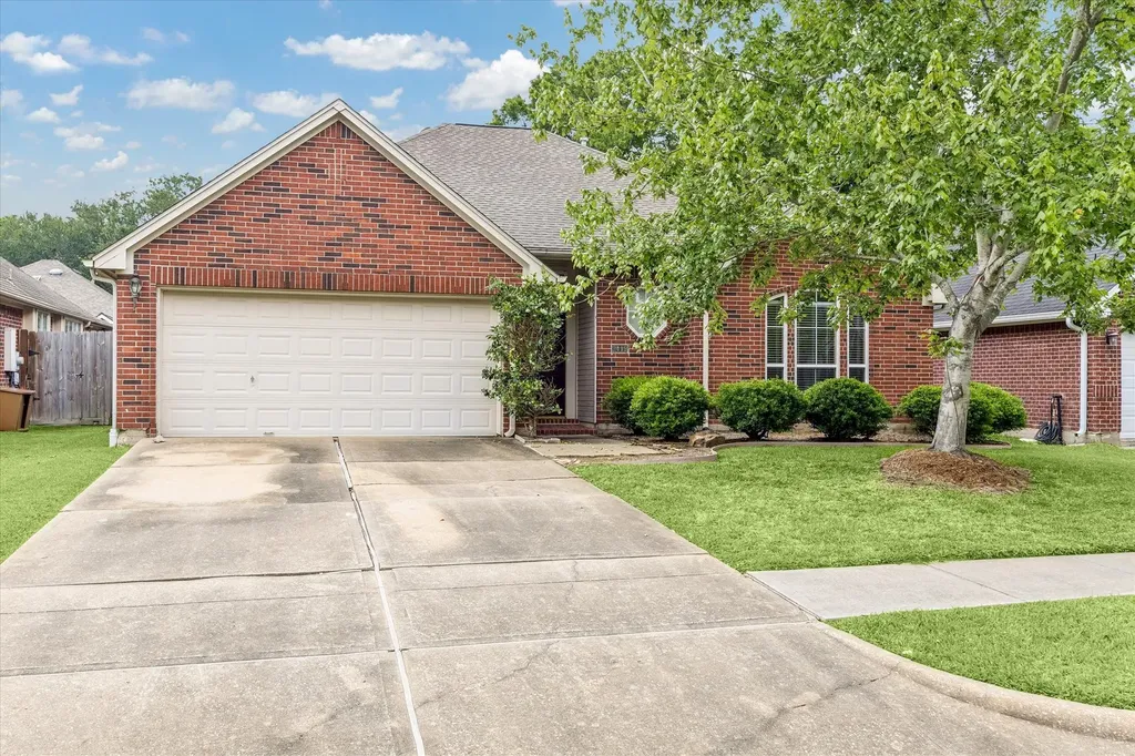 1419 Almond Brook Lane Houston TX 77062