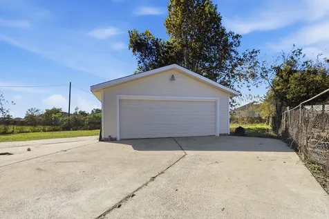 301 Brown Drive Texas City TX 77591
