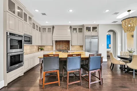 1310 Tamina Pass Lane Friendswood TX 77546