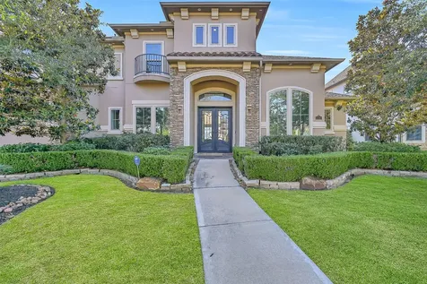1310 Tamina Pass Lane Friendswood TX 77546