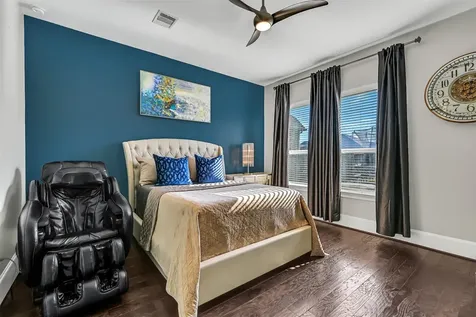 1310 Tamina Pass Lane Friendswood TX 77546