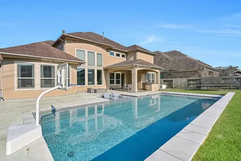 1310 Tamina Pass Lane Friendswood TX 77546