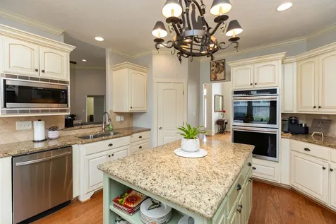 7940 Laurelwood Street Beaumont TX 77707