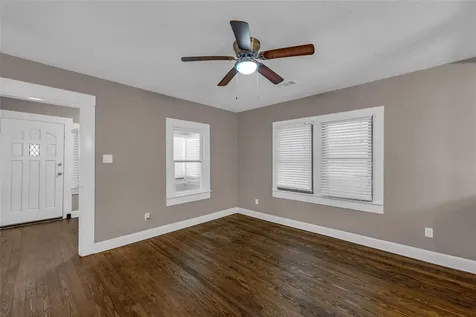 4102 Ursuline Street Galveston TX 77550