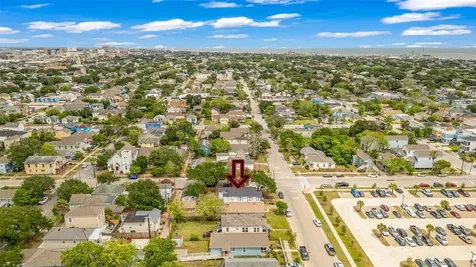 4102 Ursuline Street Galveston TX 77550
