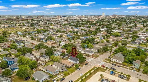 4102 Ursuline Street Galveston TX 77550