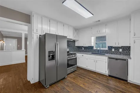 4102 Ursuline Street Galveston TX 77550