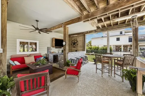 515 Westerly Drive Tiki Island TX 77554