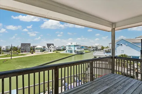 515 Westerly Drive Tiki Island TX 77554