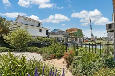 515 Westerly Drive Tiki Island TX 77554