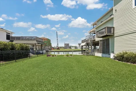 515 Westerly Drive Tiki Island TX 77554