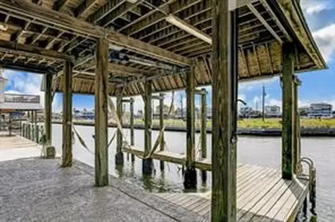 515 Westerly Drive Tiki Island TX 77554