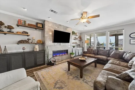 515 Westerly Drive Tiki Island TX 77554