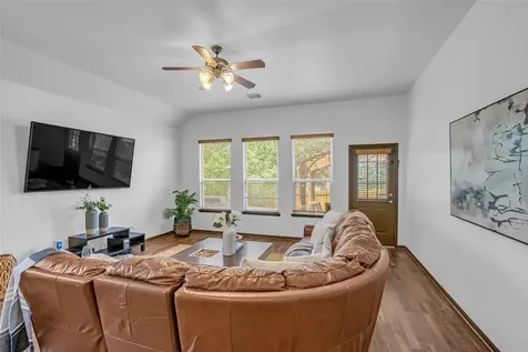 134 S Star Ridge Circle The Woodlands TX 77382