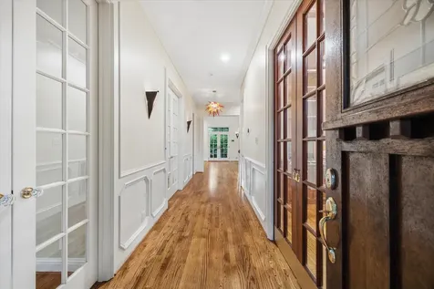 2018 Columbia Street Houston TX 77008