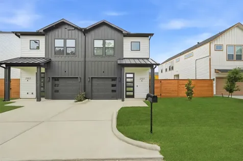 2107 Esther Drive A Houston TX 77088