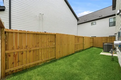 2107 Esther Drive A Houston TX 77088