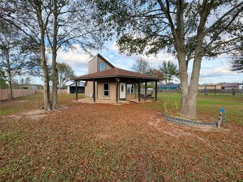 369 County Road 3556 Road Cleveland TX 77327
