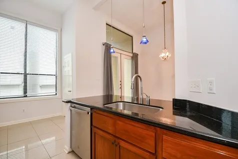 2431 Dorrington Street 2431a Houston TX 77030